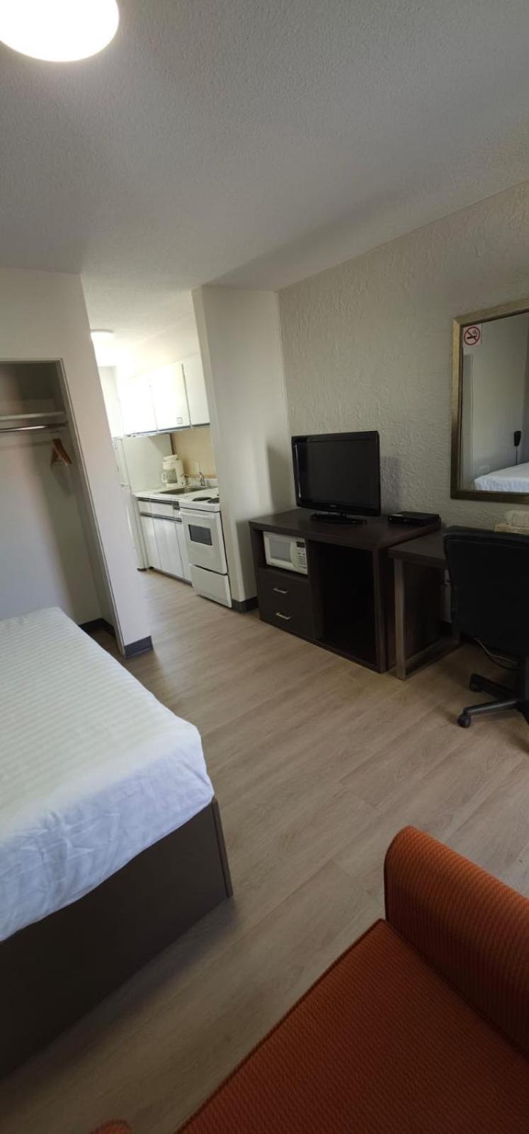 Riverside Motel Πέντικτον Εξωτερικό φωτογραφία